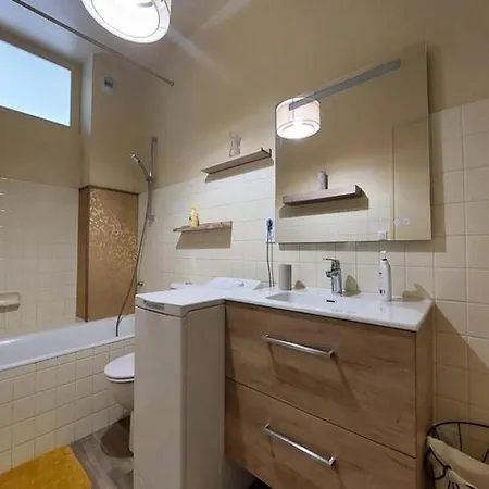 Studio For 2 People Lägenhet Aix-les-Bains